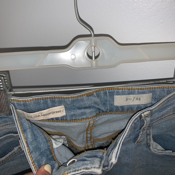 Anthropologie Embroidered Jeans - Picture 5 of 6